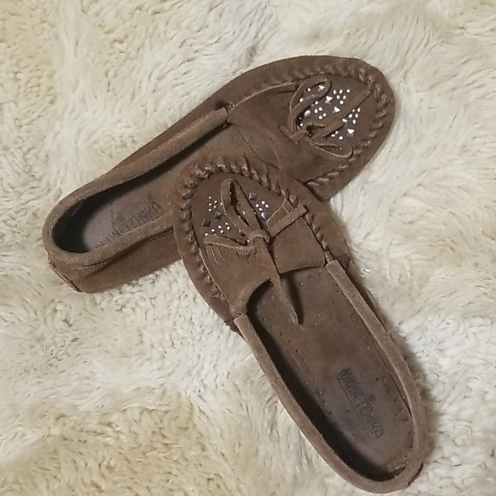 MINNETONKA Women's Moccasins